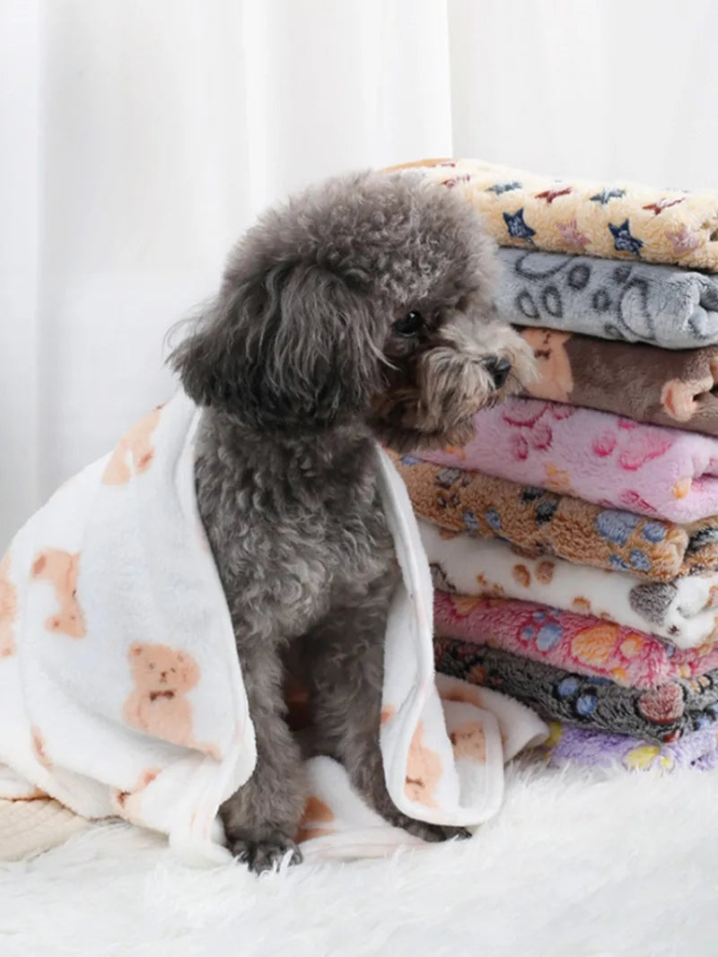 Manta Suave y Esponjosa para Mascotas, Franela con Estampado de Huellas, Cama Cálida y Cómoda para Perros y Gatos