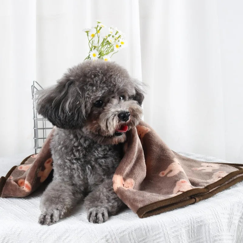Manta Suave y Esponjosa para Mascotas, Franela con Estampado de Huellas, Cama Cálida y Cómoda para Perros y Gatos