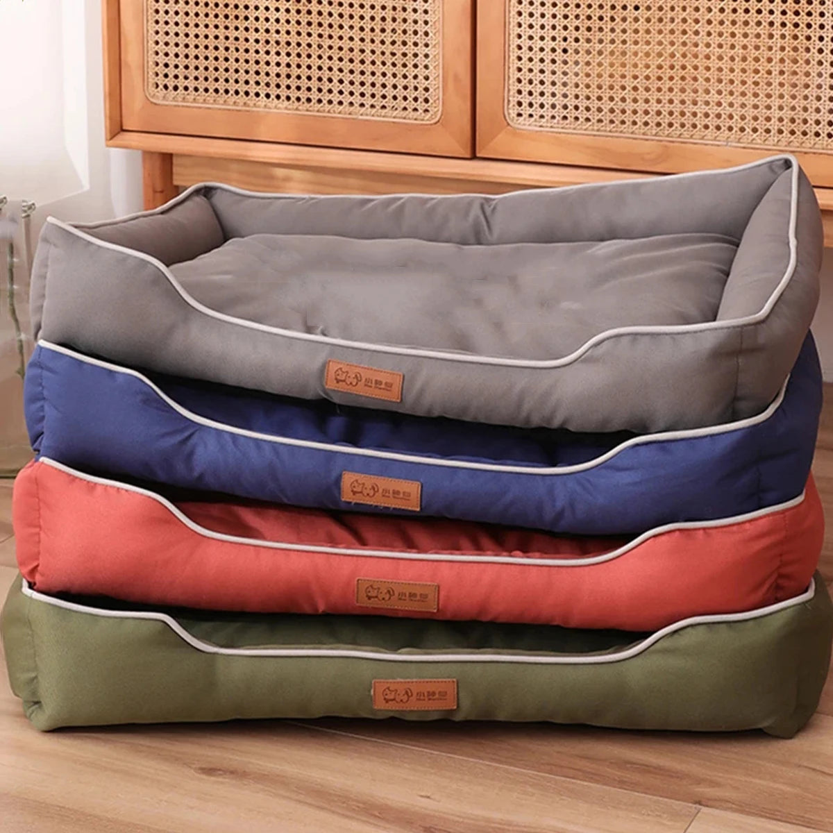 Cama para Perros y Gatos - Cuatro Estaciones, Impermeable, Acolchada y Resistente a Mordiscos